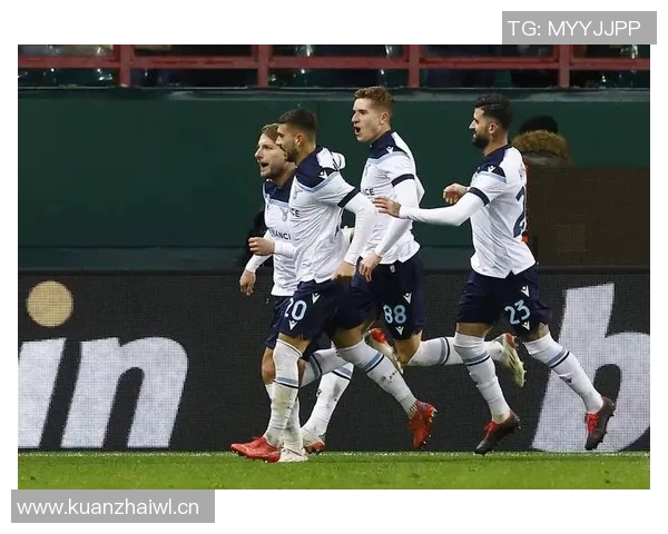 俄罗斯足球超级联赛新纪元：竞争激烈与俱乐部崛起的背后故事